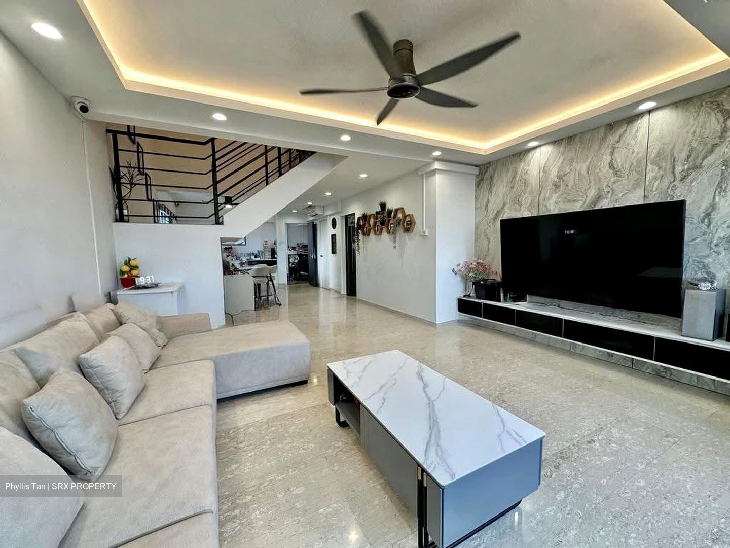 Blk 712 Hougang Avenue 2 (Hougang), HDB Executive #615196271
